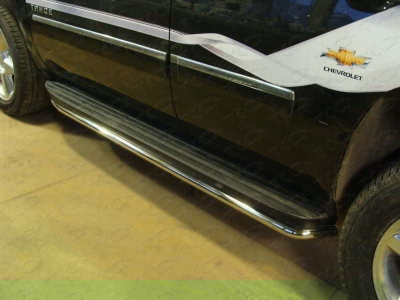 Защита штатных порогов 42 мм ТСС для Chevrolet Tahoe 2006-2014