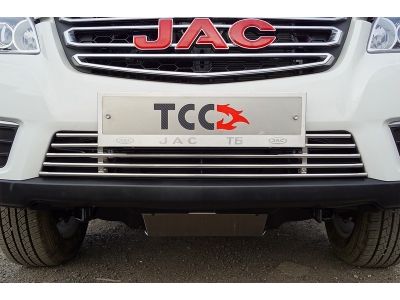 Решетка радиатора 12 мм ТСС для JAC T6 2015 – н.в.