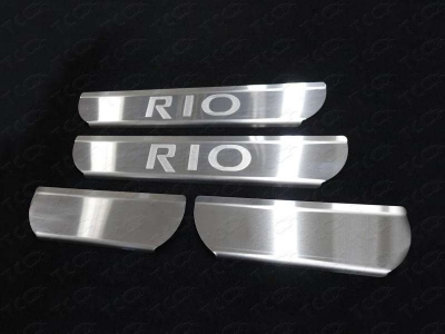 Накладки на пороги шлифованный лист надпись RIO ТСС для Kia Rio 2015-2017