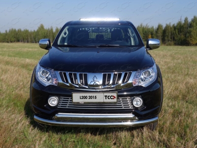 Защита кузова пикапа и заднего стекла с фарой 76 мм ТСС для Mitsubishi L200 2015-2019