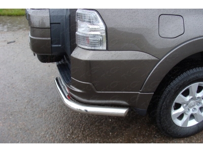 Защита заднего бампера уголки 76 мм ТСС для Mitsubishi Pajero 4 2011-2014