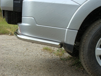 Защита заднего бампера центральная 60 мм ТСС для Mitsubishi Pajero 4 2006-2014
