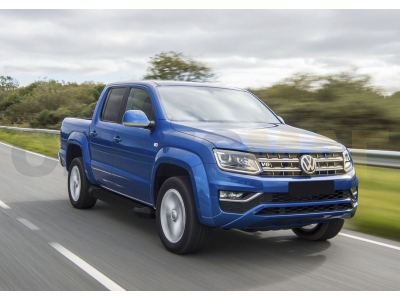 Пороги алюминиевые Rival Black New для Volkswagen Amarok 2016-2021