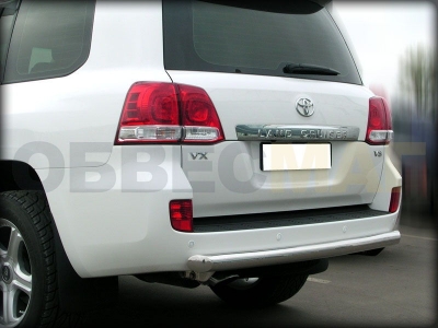 Защита заднего бампера 76 мм для Toyota Land Cruiser 200 2012-2013