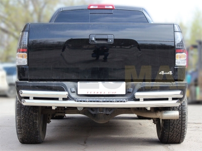 Защита заднего бампера двойная со ступенькой 76-76 мм для Toyota Tundra 2006-2013