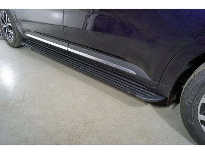 Пороги алюминиевые Slim Line Black ТСС для Kia Carnival 2020-2021