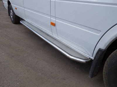 Порог с площадкой нержавеющий лист 42 мм ТСС для Mercedes-Benz Sprinter 2014-2018