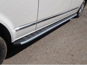 Пороги алюминиевые ТСС с накладкой серые для Volkswagen Caravelle T6 Long № VWCARAV17LONG-16GR