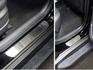 Накладки на пороги шлифованный лист 4 штуки для Hyundai Tucson № HYUNTUC18-02