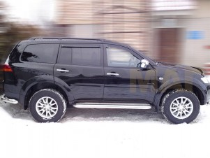 Пороги с площадкой алюминиевый лист 43 мм для Mitsubishi Pajero Sport № MPS08 2.3