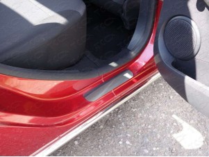 Накладки на пороги шлифованный лист для Renault Sandero Stepway № RENSANST15-15