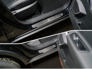 Накладки на пороги шлифованный лист 4 штуки для Geely Atlas № GEELEATL18-03